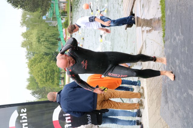 Das Schwimmen